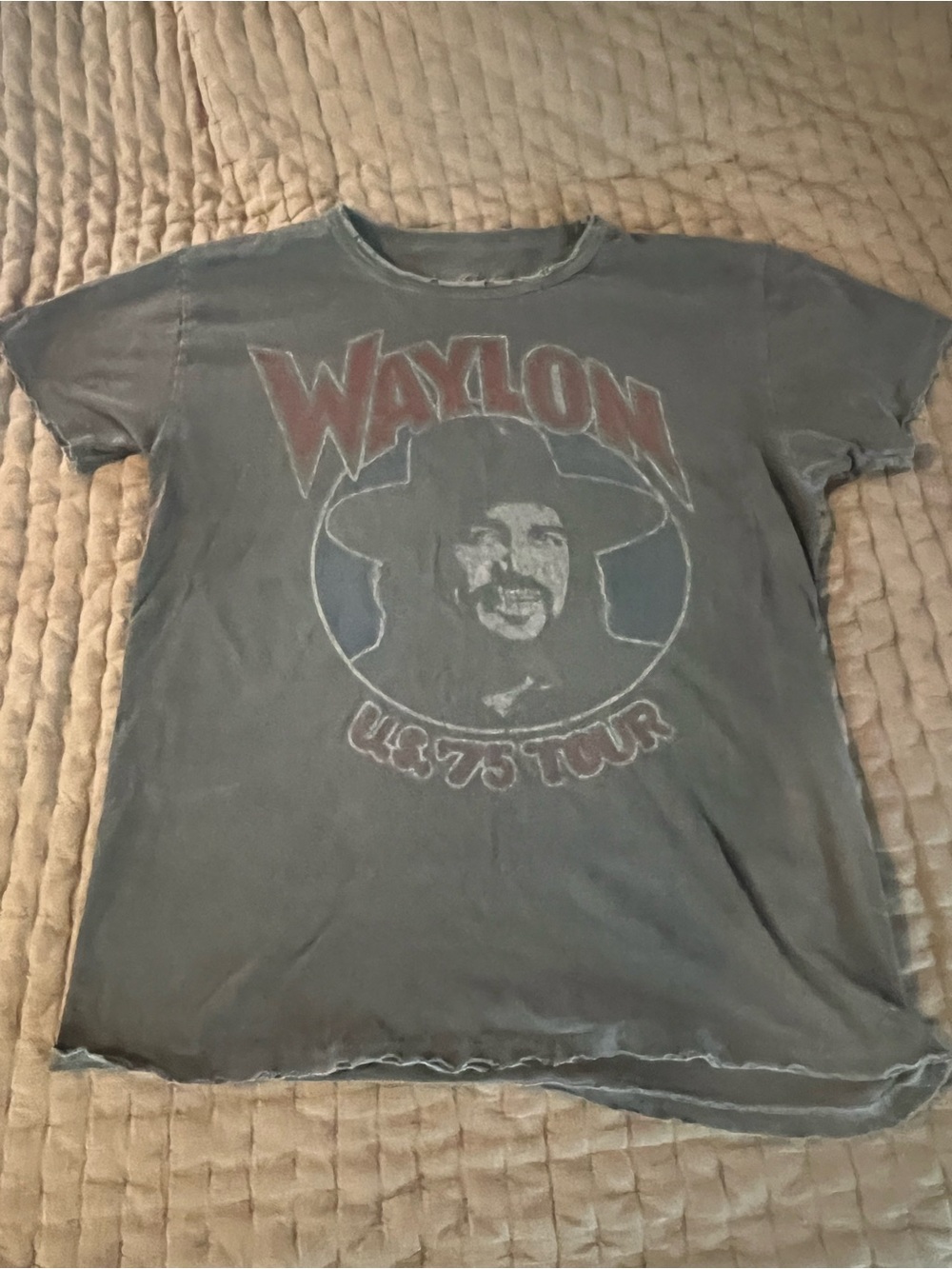 Midnight Rider Gray Waylon Jennings 1975 Tour Graphic Tee